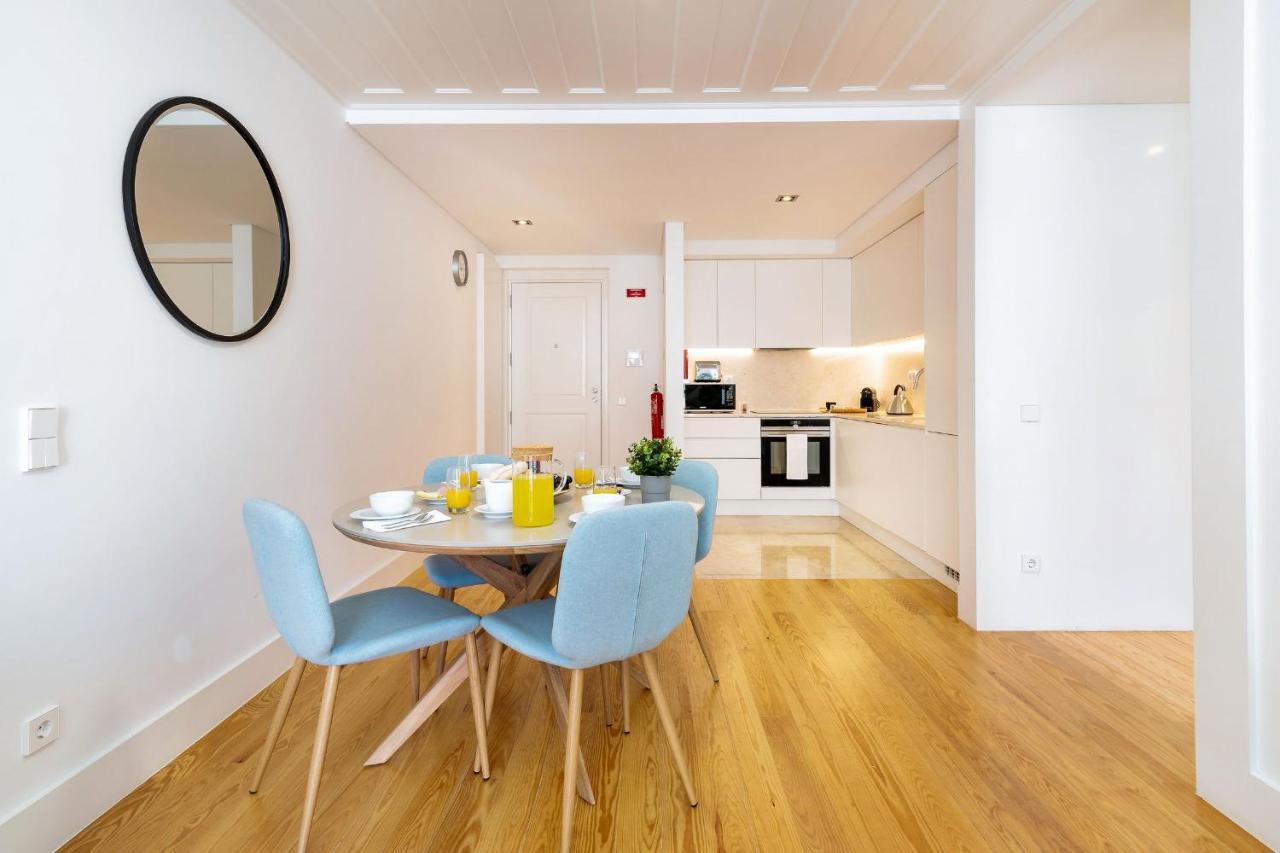 Amazing 1Bdr Apartment In Chiado By Lovelystay Lisboa Extérieur photo