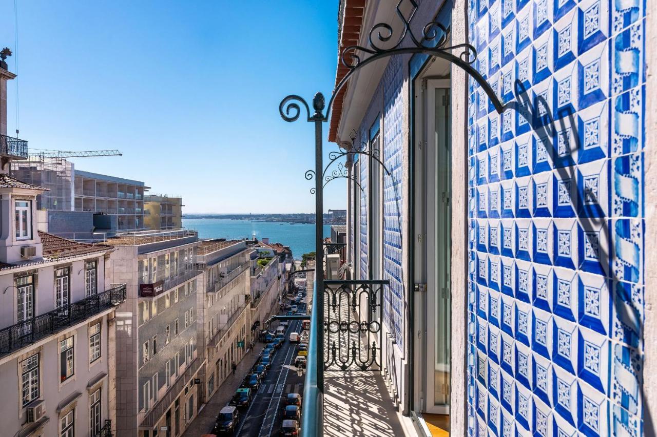 Amazing 1Bdr Apartment In Chiado By Lovelystay Lisboa Extérieur photo